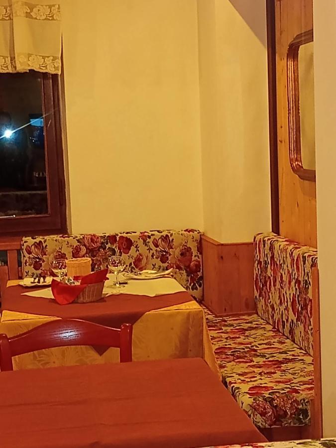 ורנאנטה Albergo Martinet מראה חיצוני תמונה