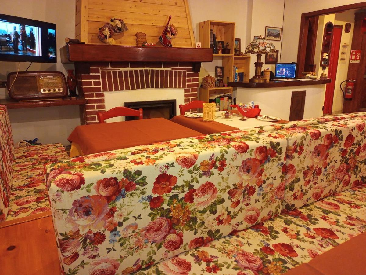 ורנאנטה Albergo Martinet מראה חיצוני תמונה