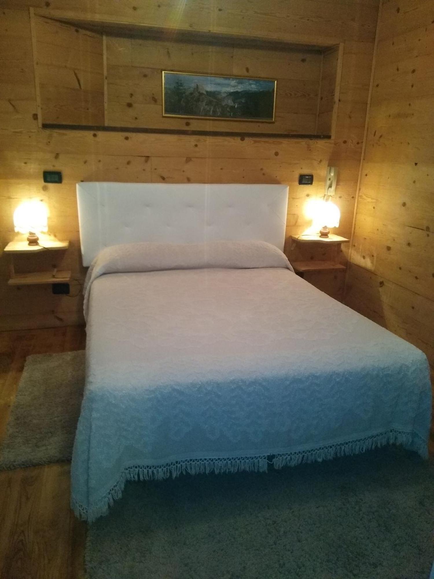 ורנאנטה Albergo Martinet מראה חיצוני תמונה
