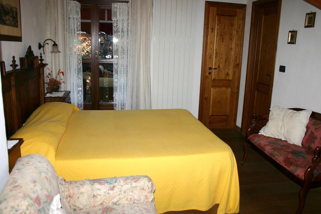 ורנאנטה Albergo Martinet מראה חיצוני תמונה